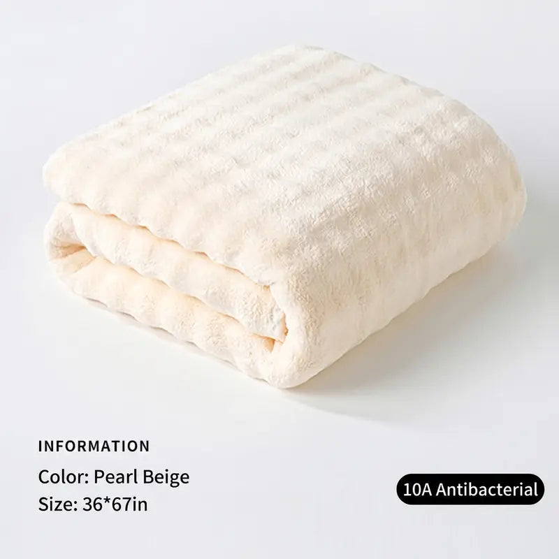 Oversized Bubble Fleece Bath Towel