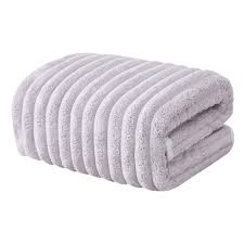 Oversized Bubble Fleece Bath Towel
